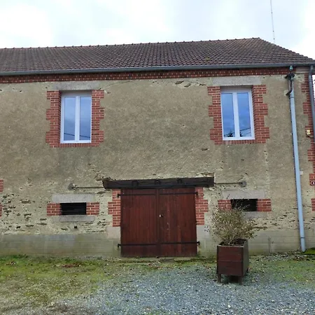 Apartment Nature 2 Chambres, Rando Grp, Pres De Montlucon, Cour Commune - Fr-1-489-418 Saint-Palais (Allier)