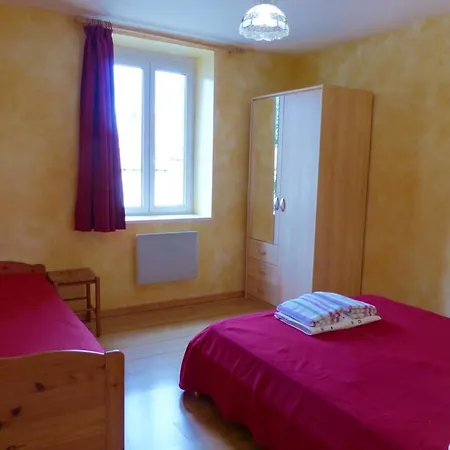 Nature 2 Chambres, Rando Grp, Pres De Montlucon, Cour Commune - Fr-1-489-418 Saint-Palais (Allier)